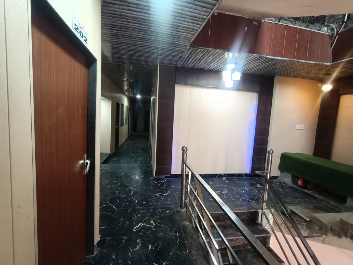 Yamnotri Dham Vrindāvan Exterior foto